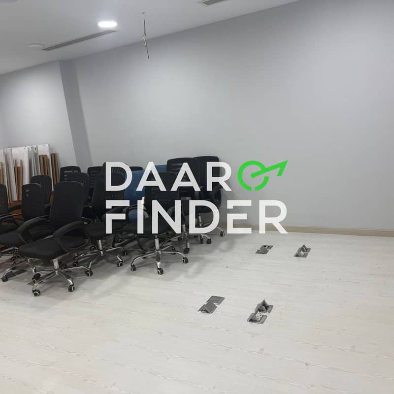 10 WhatsApp Image 2025-11-26 at 13.31. 22_2b29d347. jpg