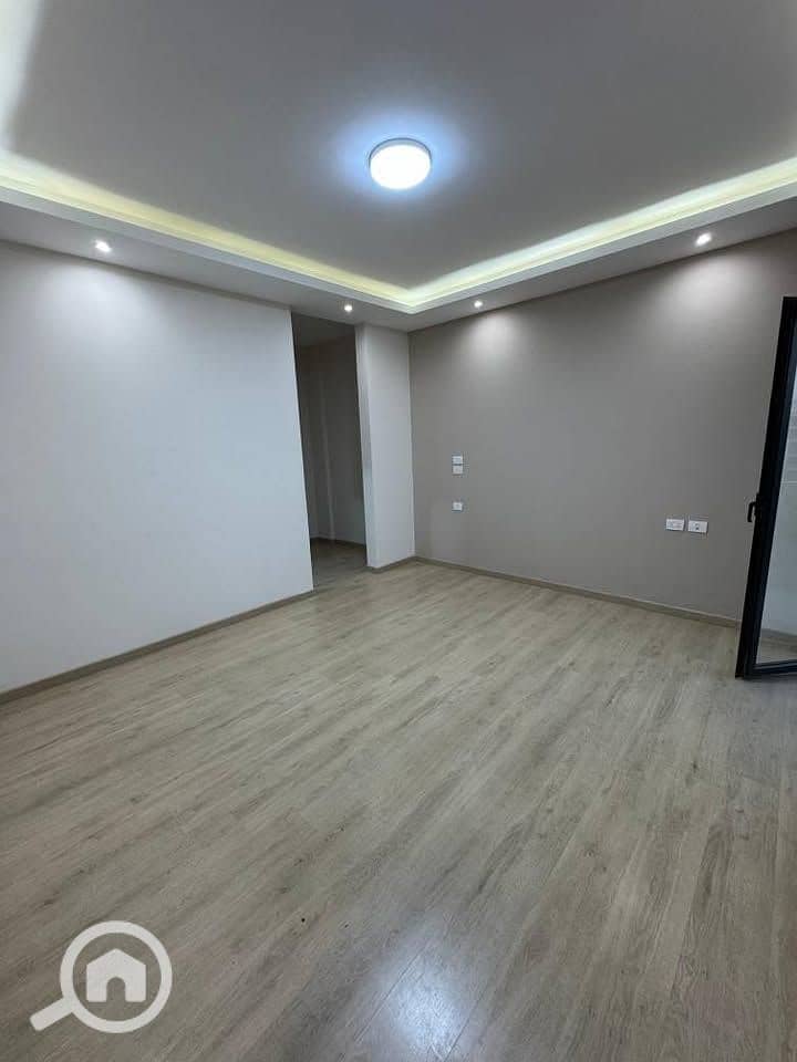 7 589282151_1362624592107930_4979143183282222482_n. jpg