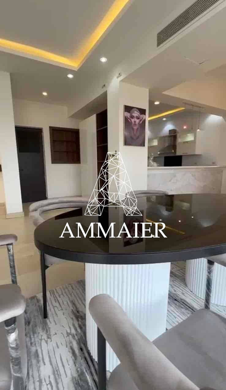 2 98e63442-0506-4c52-8a74-f6aa653d6f95. jpg