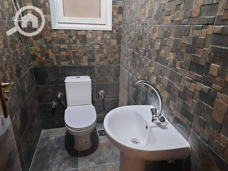 8 WhatsApp Image 2025-11-25 at 8.01. 54 PM (2). jpeg