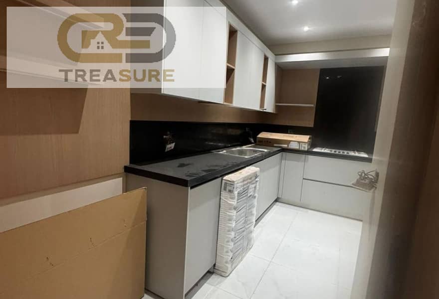 7 0ff9a7a2-9bb9-4b90-bb3f-6299f15780a9. jpg