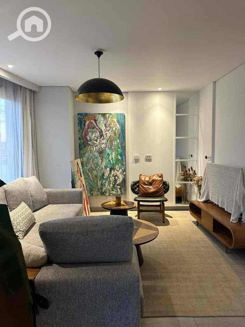 6 e5d74763-e39c-4589-932b-603f05bafb5d. jpg