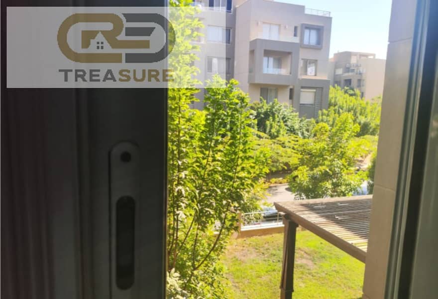 9 04e0209e-f301-4533-bddd-c48e04fce598. jpg