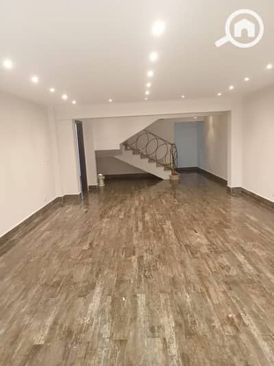 توين هاوس 4 غرف نوم للايجار في 6 أكتوبر، الجيزة - 4ee972c4-feb1-46b4-b3b0-51df089dbd41. jpg