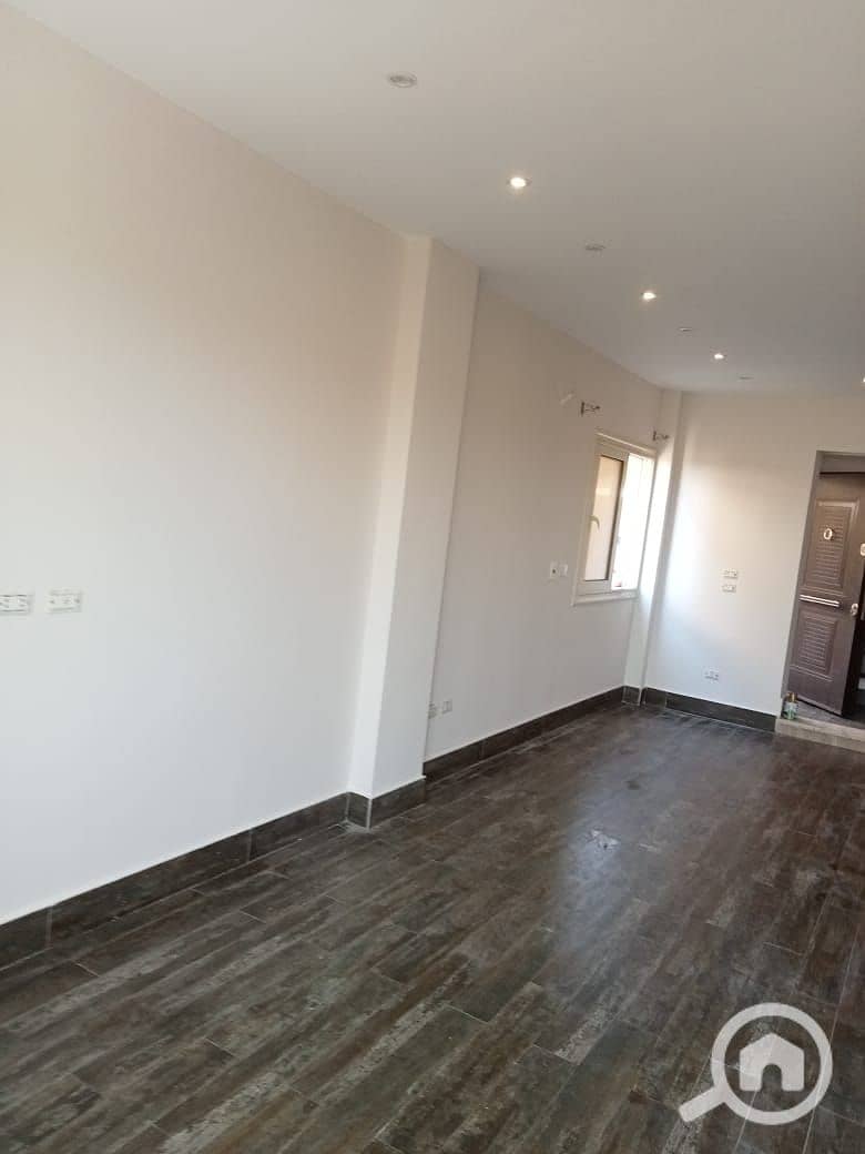 7 ab1f84b3-a373-40e0-8543-943a29681f85. jpg