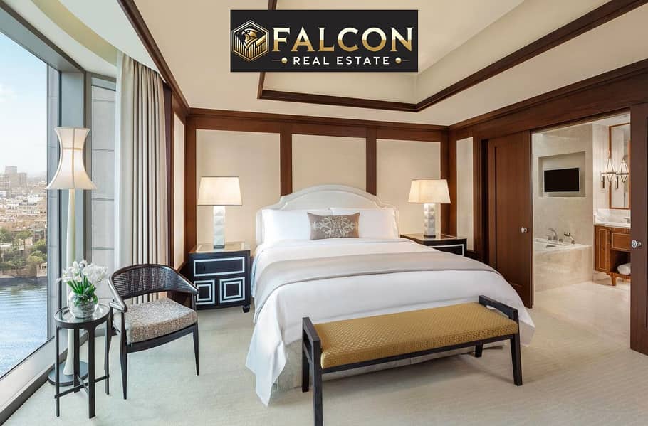 11 caixr-suite-bedroom-9941-hor-clsc. jpg