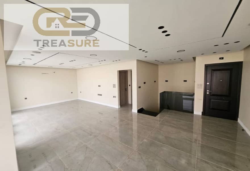 2 388ebce1-c9f9-446e-8756-2b13a1ba6108. jpg