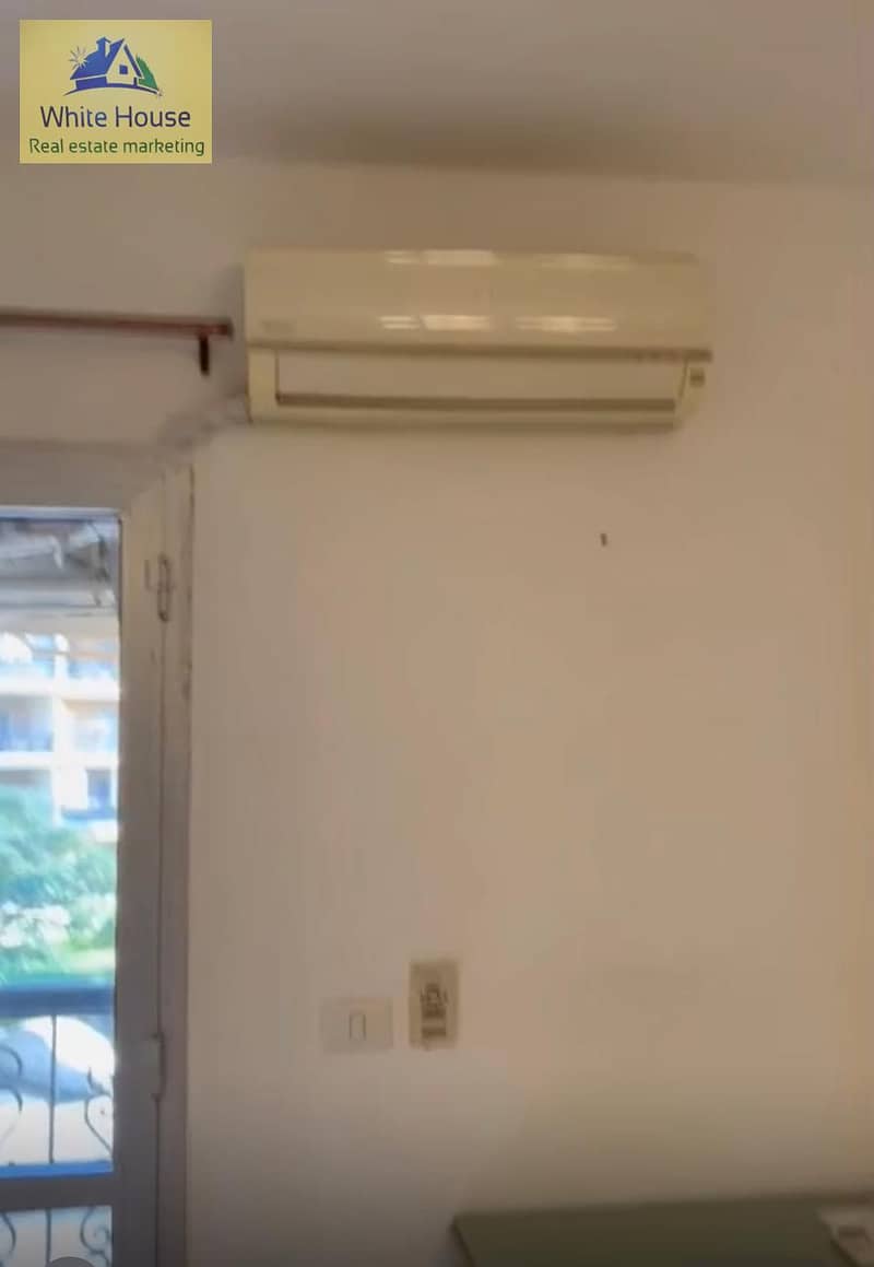 5 75d7acea-7df9-4807-8483-a1c2ee32ad3b. jpg