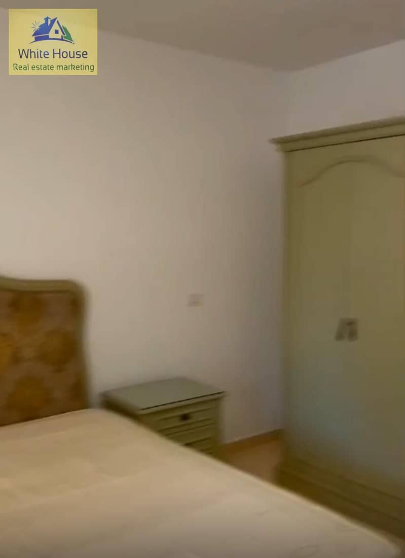 8 a7842270-c180-49eb-9d93-123144b0e147. jpg