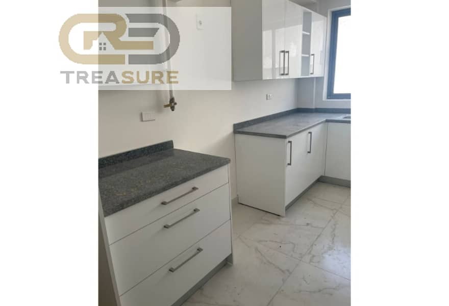 11 7eb27e63-6bca-4819-8721-998518d5c1f9. jpg