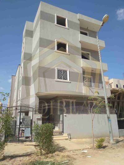 شقة 3 غرف نوم للبيع في 6 أكتوبر، الجيزة - 1000180708. jpg