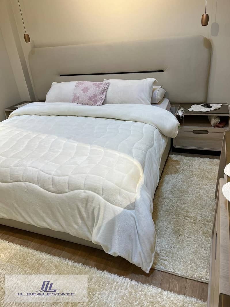 4 9fdf23e9-ade9-4303-8282-e711a526bb10. jpeg