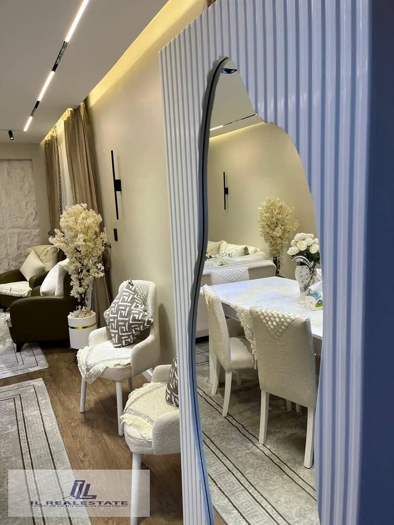 6 164f080f-ecc8-426a-8a61-dd1b974dc86f. jpeg