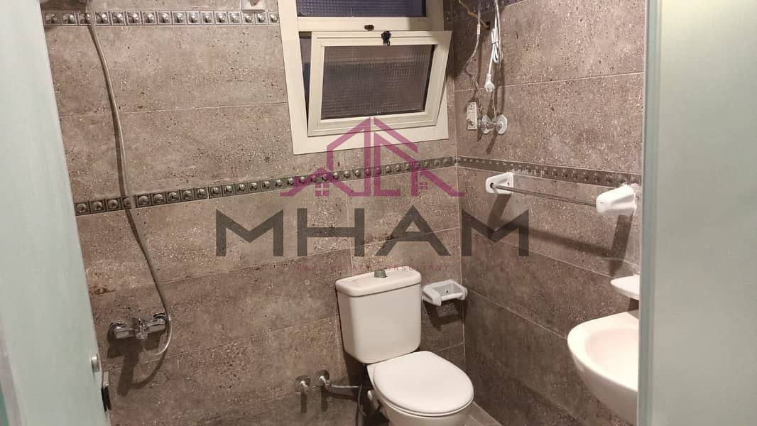 7 photo_5789884896384846668_y. jpg