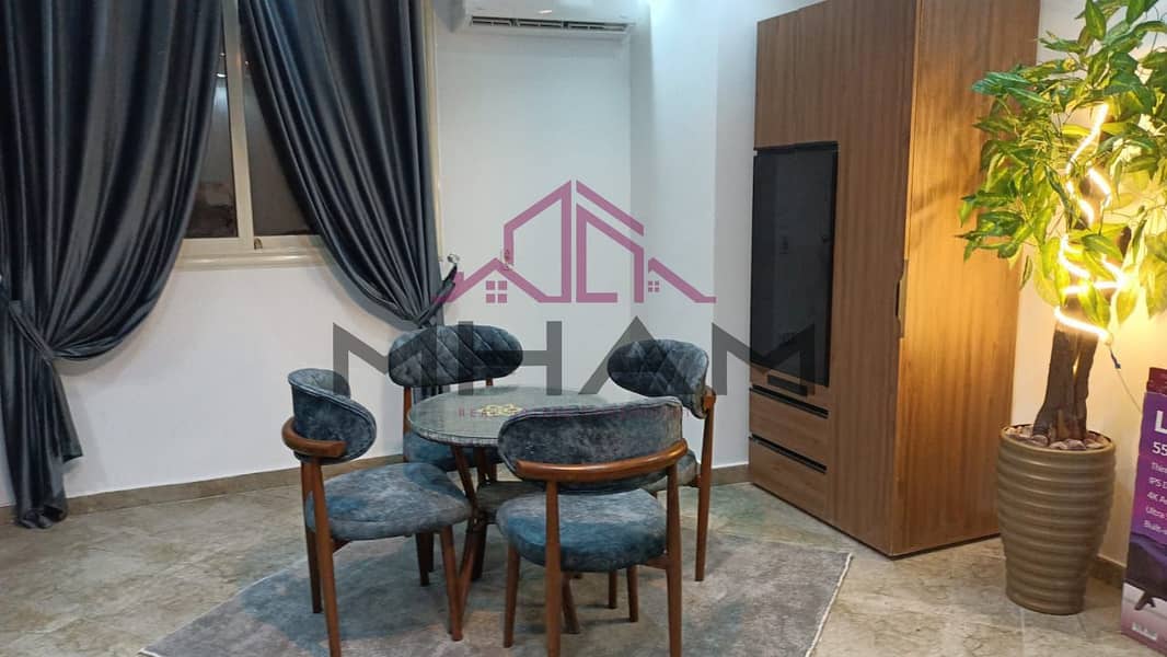 19 photo_5789884896384846684_y. jpg