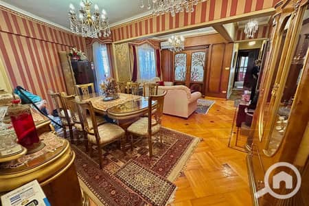 فلیٹ 3 غرف نوم للبيع في لوران، الإسكندرية - WhatsApp Image 2025-04-28 at 9.15. 58 PM (1). jpg