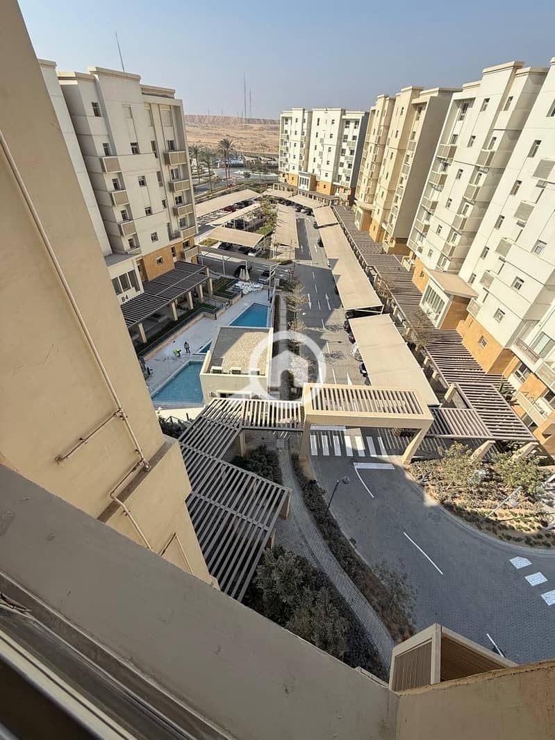 14 fe25e293-5c12-40fd-8851-677a1eb9029a. jpg