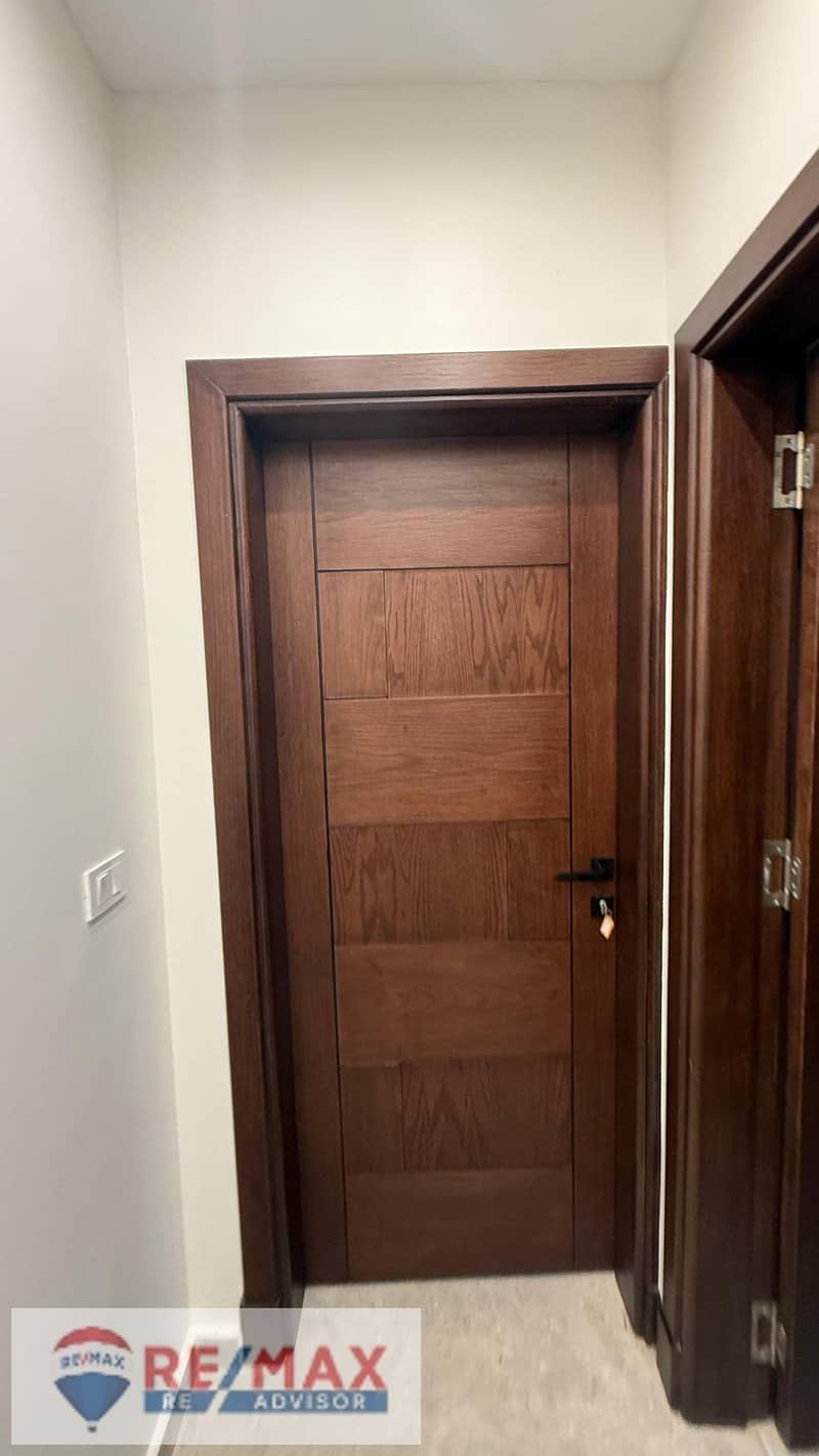 10 5825416361960737875. jpg