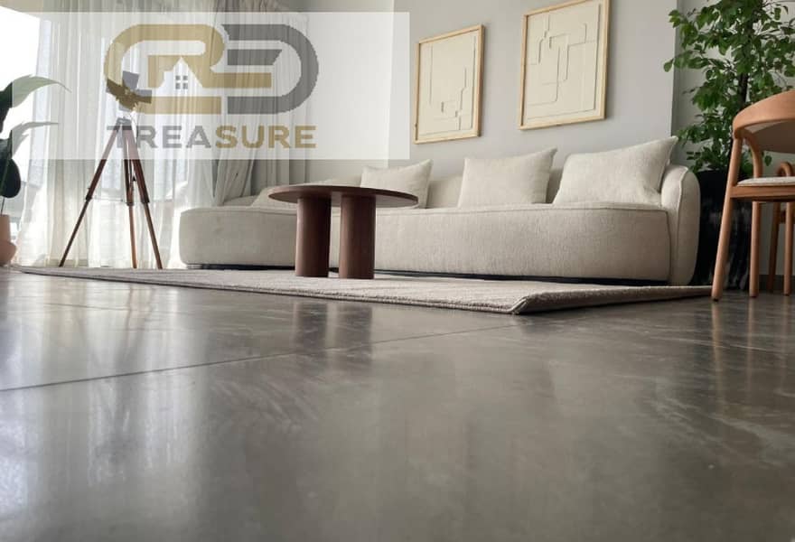 10 98d73ca6-8fdb-40ab-a7a8-dcc04dd210b7. jpg