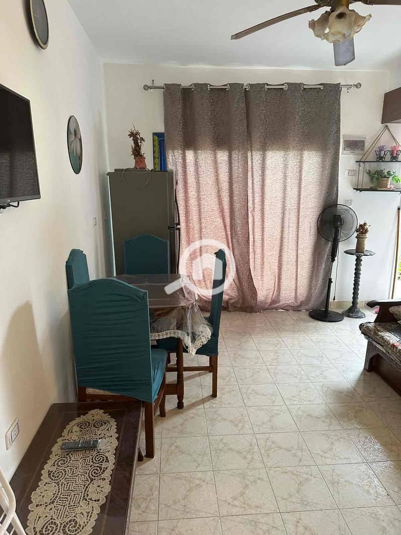 8 97e603d5-b931-485d-ba48-89aff5ca497b. jpg