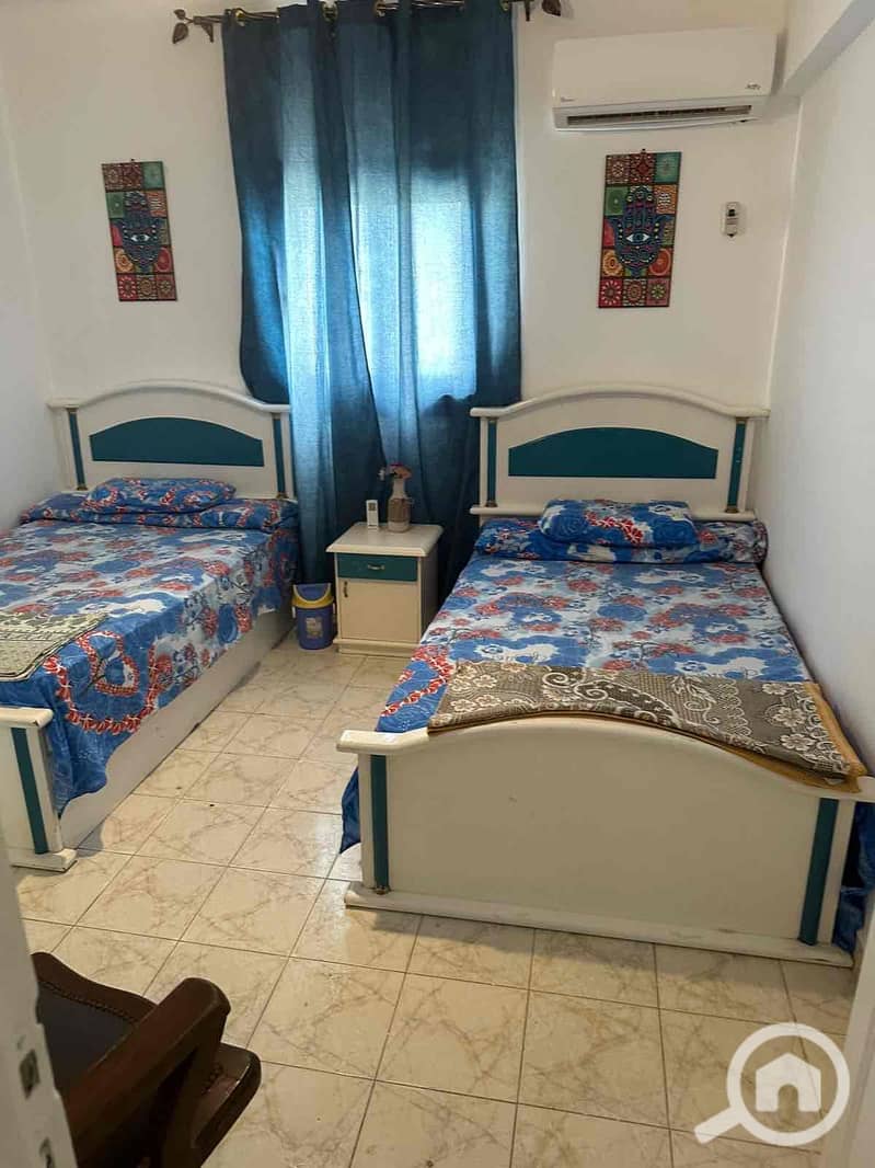 10 785a9d91-88e4-4534-b3e9-bc47ce79bf38. jpg