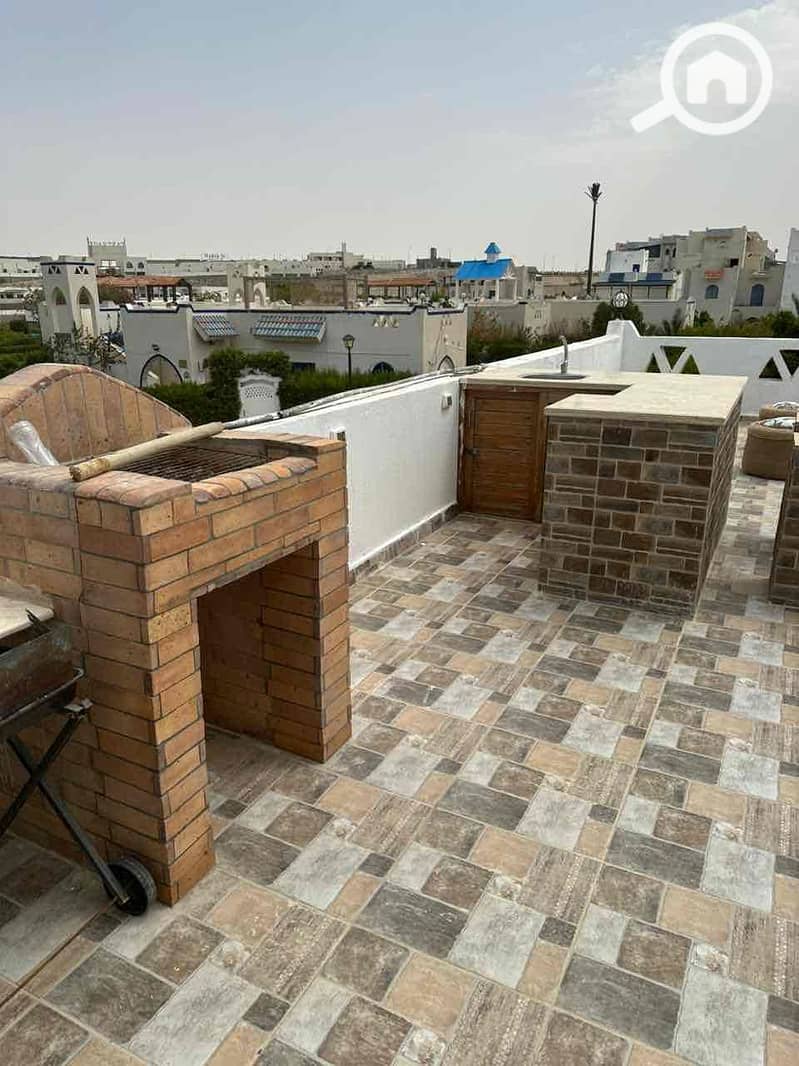 11 caa5340b-7c47-45a0-9c77-670e48463bb0. jpg