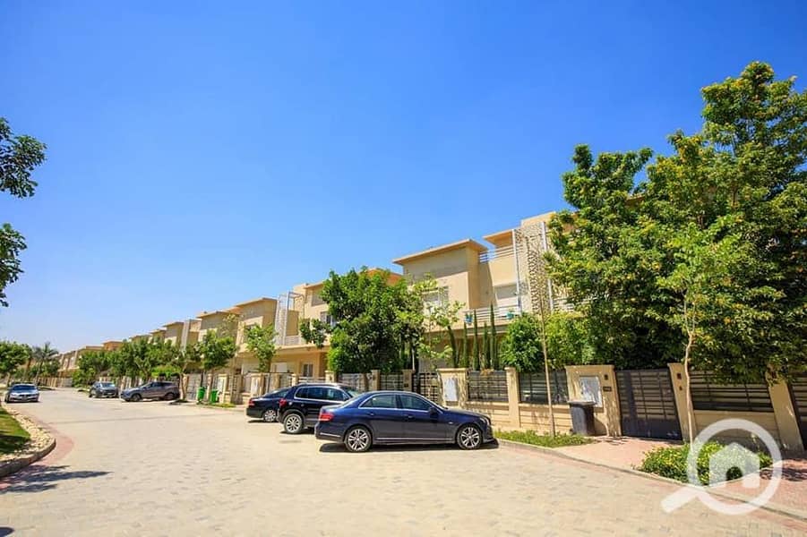 2 406100678_877528073776658_884090525949716905_n. jpg