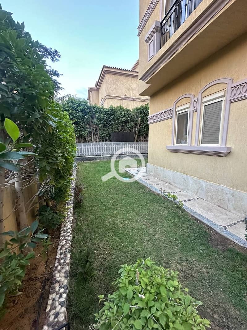 2 2bffca17-21e5-4f45-8cc8-83fe6072040f. jpg