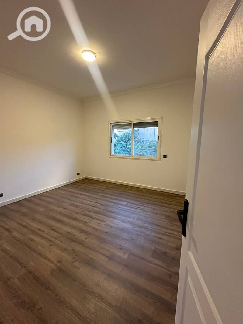 7 61efa447-ff02-4e82-ba7d-ce2e0cc53e39. jpg