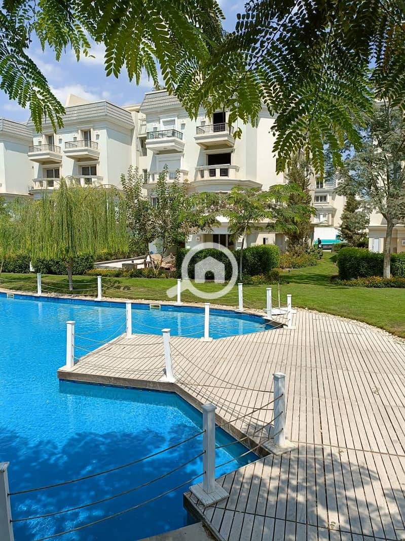 4 24c72d95-6b8e-4e9a-8e97-bf765e844ca2. jpg