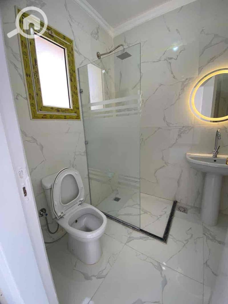 10 01c7097b-3a6f-4259-9017-785afcc0da1c. jpg