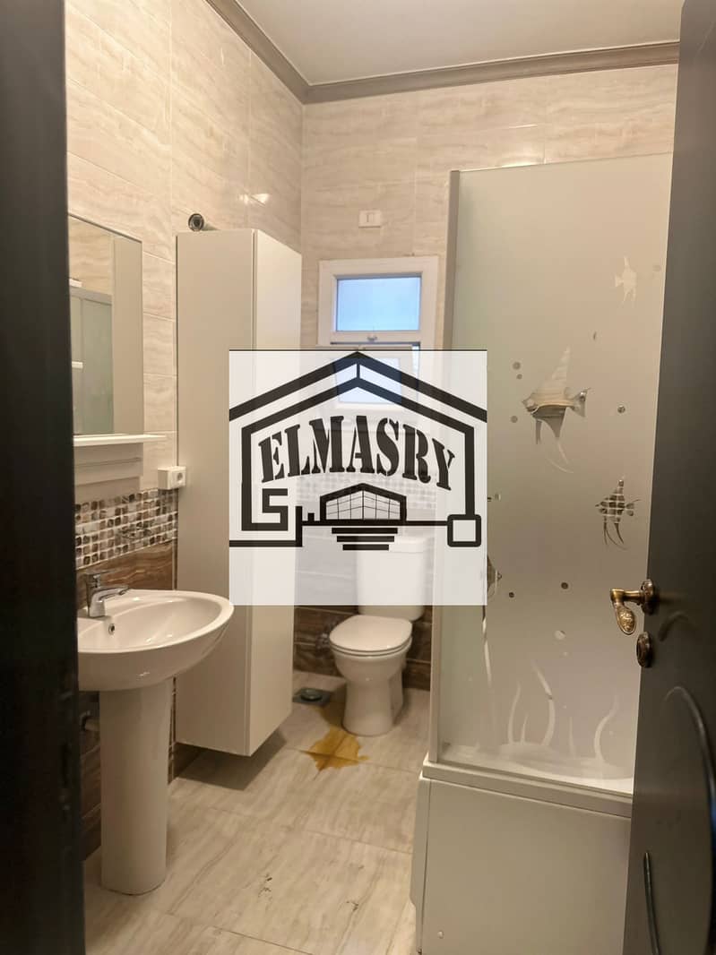 18 e7318ea9-b9b3-4bf0-abcc-43c17e7b0dfa. jpeg