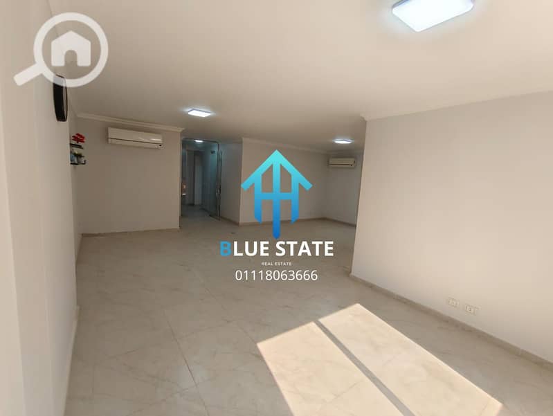 6 01118063666 (25). png