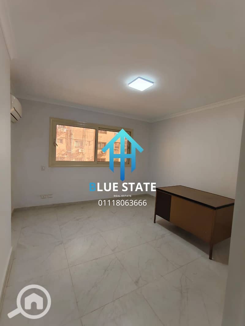 8 01118063666 (22). png