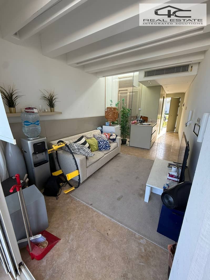 10 WhatsApp Image 2025-11-26 at 3.01. 20 AM. jpeg