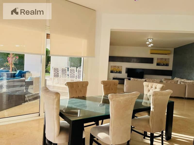 12 WhatsApp Image 2025-08-15 at 16.38. 48_94bb2686. jpg