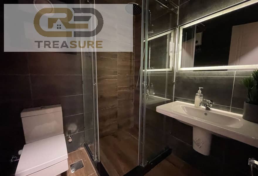 7 845bb3bb-e49d-4bee-b56f-72c17134b2bc. jpg