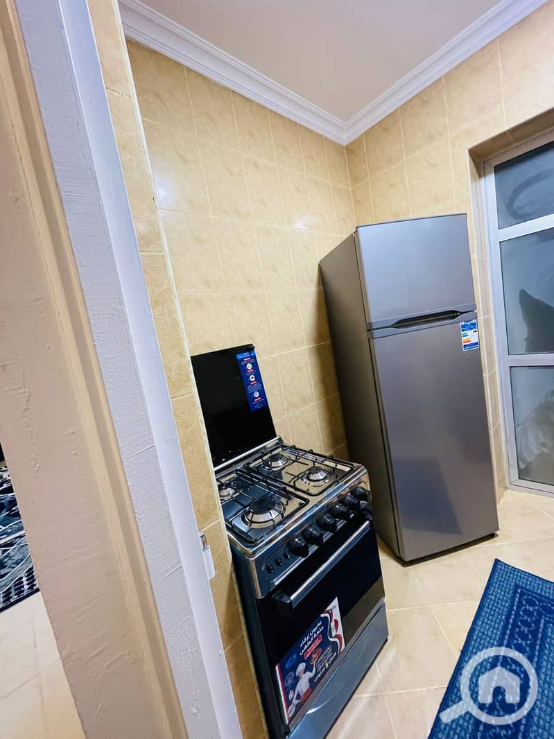 10 a2a3717d-880f-4238-b3d1-b8fca17ae544. jpeg