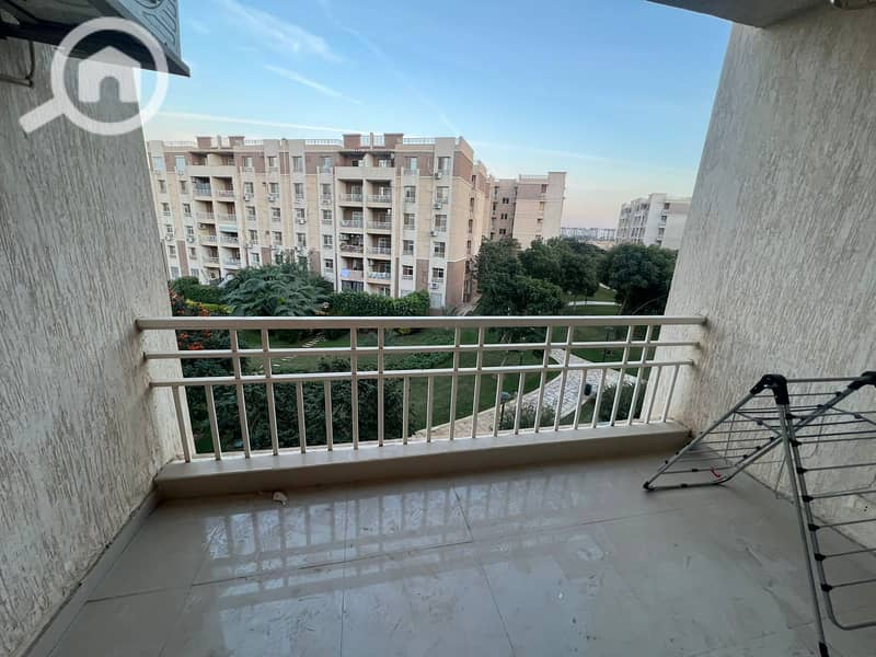 2 1eec9970-7882-4cf6-80c7-a84ff1da7ad3. jpeg