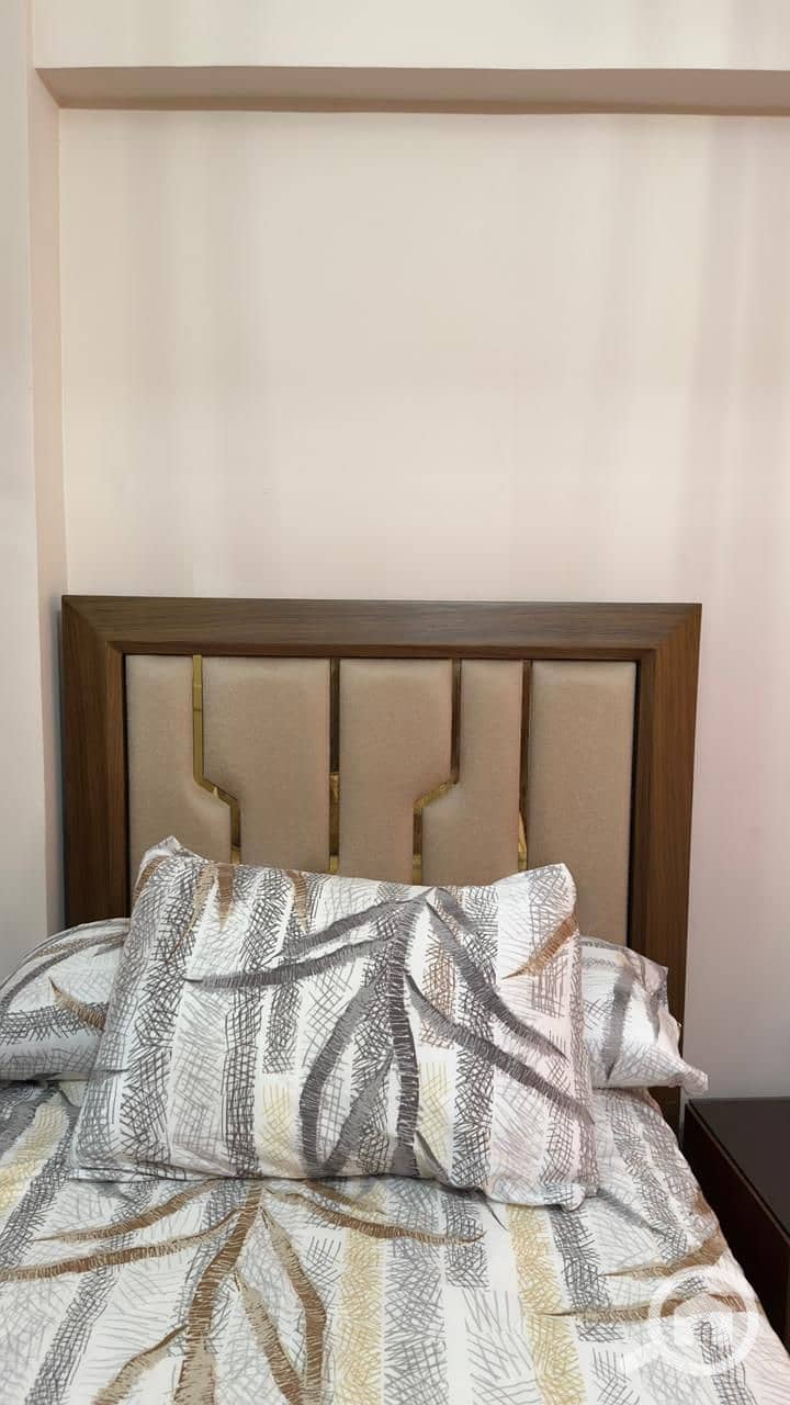 5 3f219946-b4c1-467a-8f62-bc34f95458df. jpeg