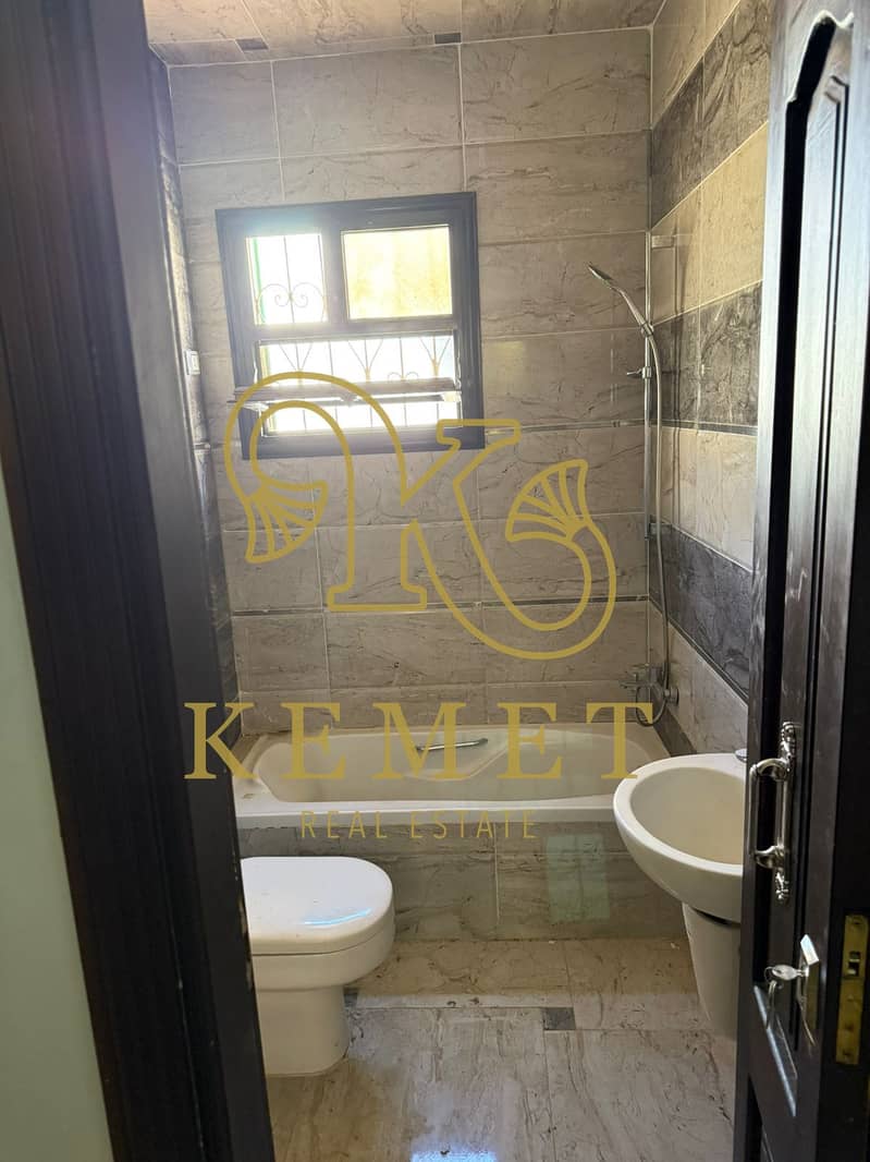 19 WhatsApp Image 2025-11-23 at 16.05. 49_9b9783b0. jpg