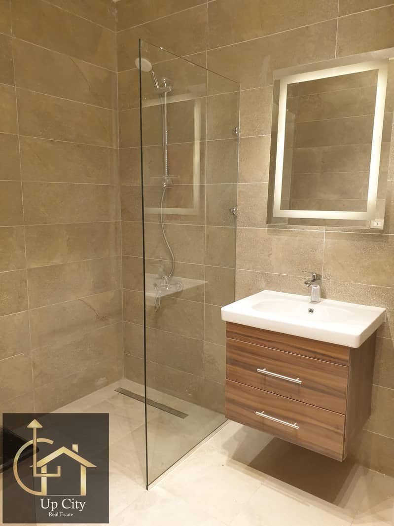 16 WhatsApp Image 2025-11-25 at 18.52. 33. jpeg