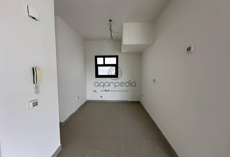 7 d29def3b-6f50-49a5-87b9-8b060b2cb180. jpg