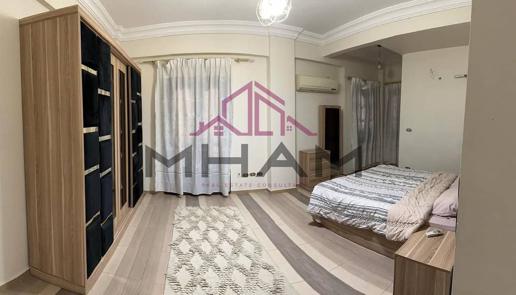 4 photo_5787449460949453928_y. jpg