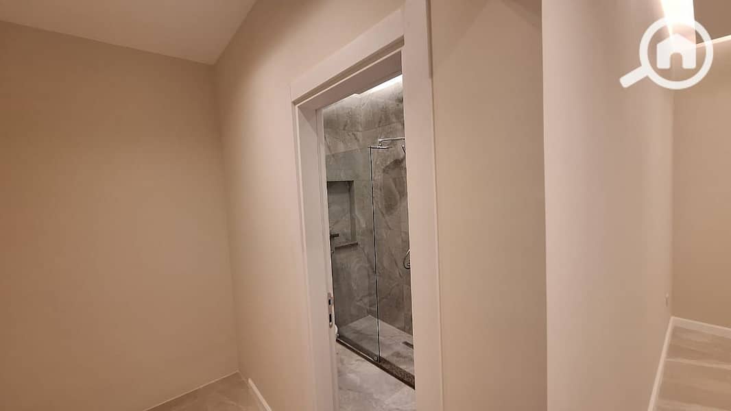 11 e9540277-2068-4562-bf6d-86c59a7188c7. jpg