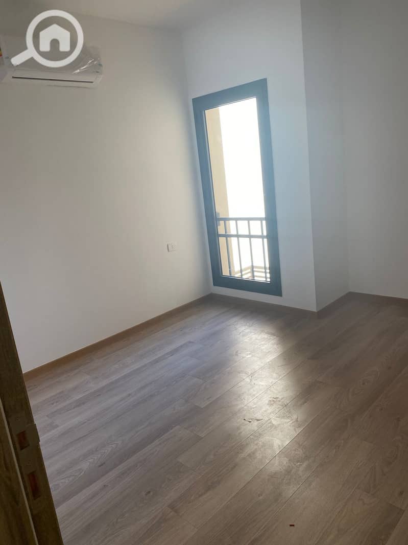 5 WhatsApp Image 2025-11-25 at 12.26. 40 PM (1). jpeg