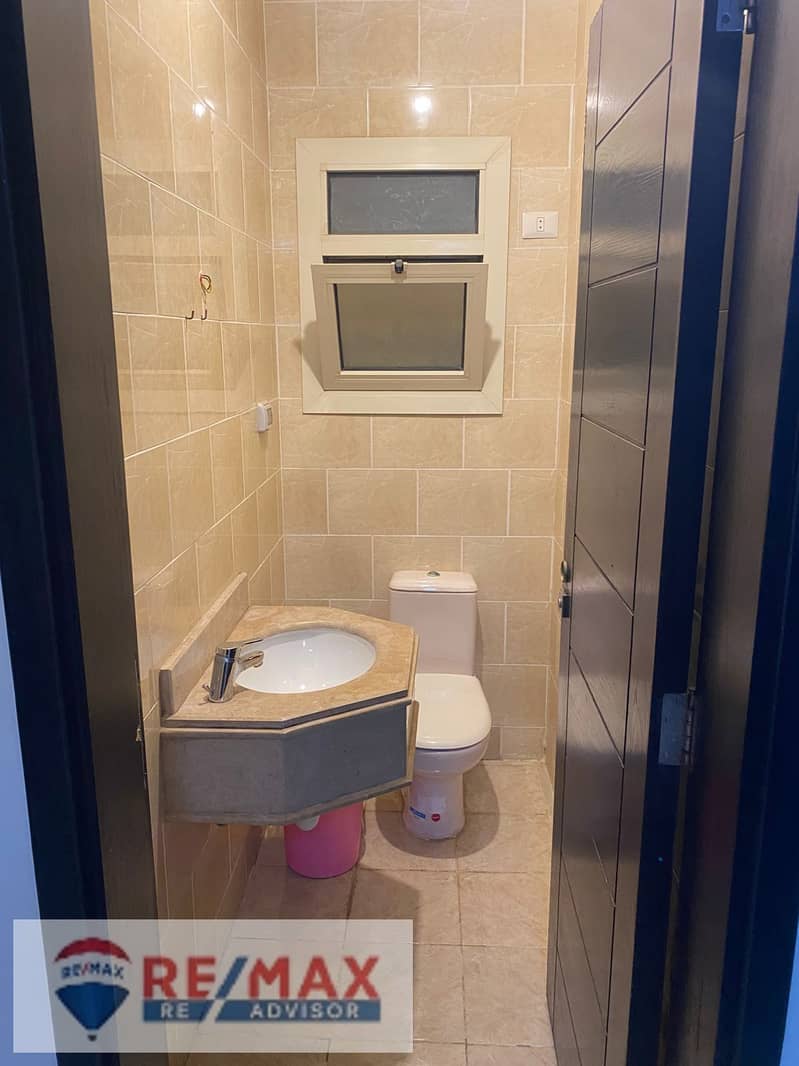 3 WhatsApp Image 2025-09-28 at 9.12. 14 PM. jpeg