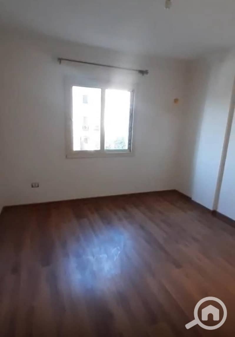 2 d89a3108-63b3-4b45-9700-08845ecae6a4. jpeg