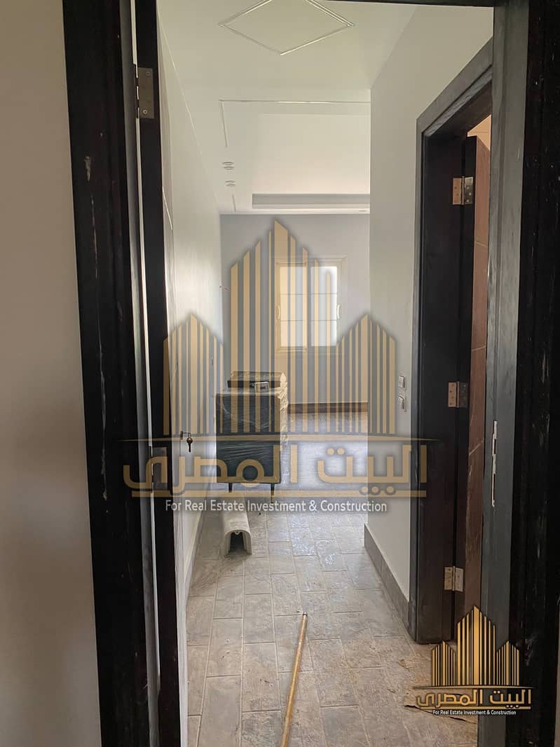 5 U423065 (31). jpeg