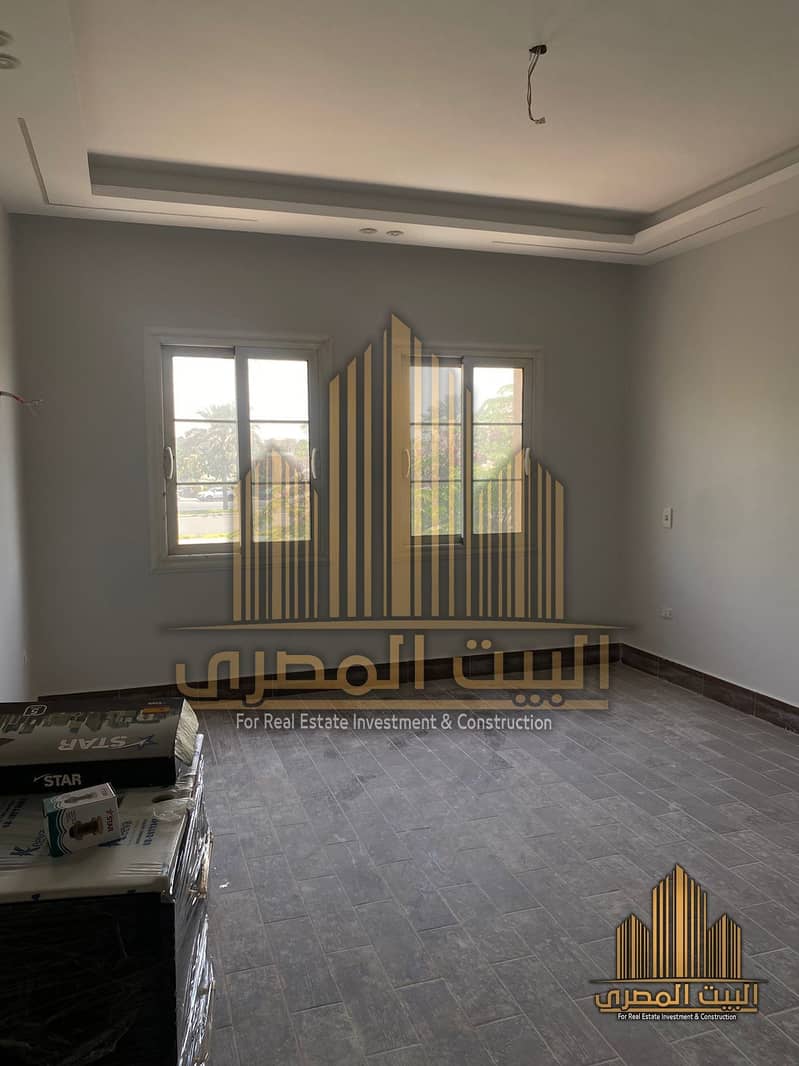 6 U423065 (34). jpeg